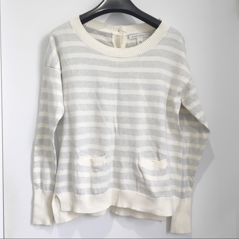 Banana Republic striped cotton sweater button back‎ xsmall cream white gray
